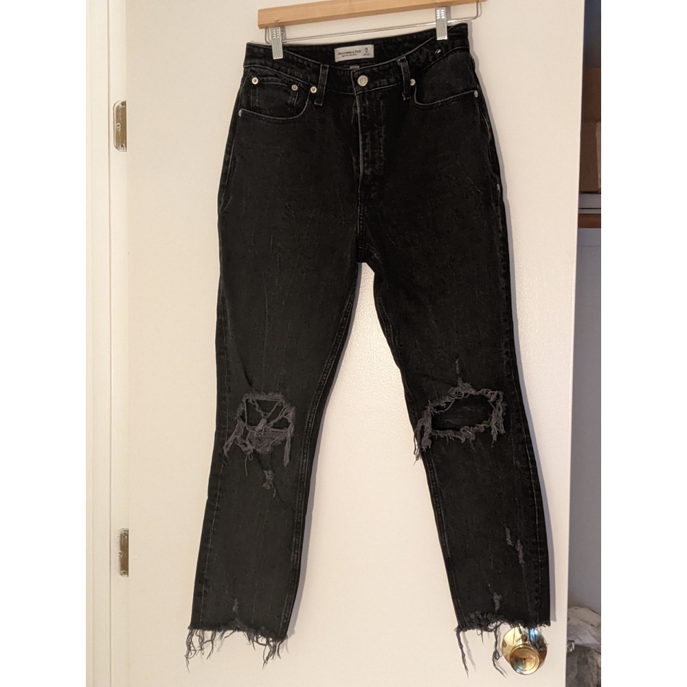 Abercrombie Curve Love High Rise Mom Jeans